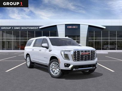 New 2026 GMC Yukon XL Denali w/ Sun & Power Step Package
