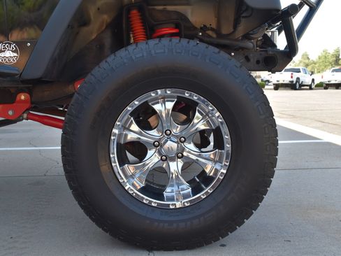 Used 2006 Jeep Wrangler X AWD/4WD image 42