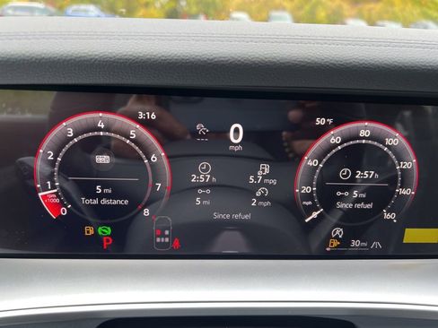 New 2026 Volkswagen Tiguan SE R-Line AWD/4WD image 33