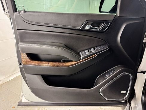 Used 2019 Chevrolet Tahoe LT AWD/4WD image 15