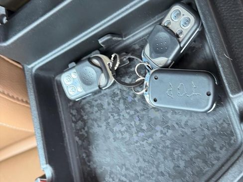 Used 2021 Jeep Gladiator Overland w/ Popular Equipment Package AWD/4WD image 54