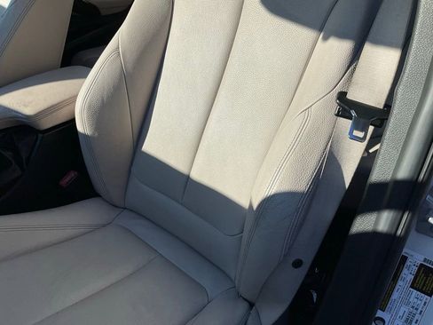 Used 2017 BMW 330e image 15