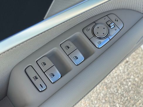 New 2026 Genesis G70 2.5T Prestige image 23