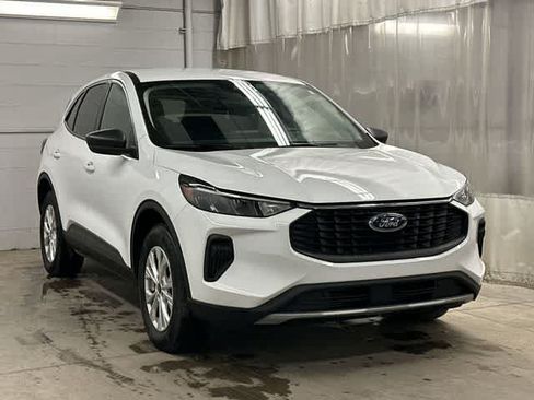 Used 2023 Ford Escape Active AWD/4WD image 21