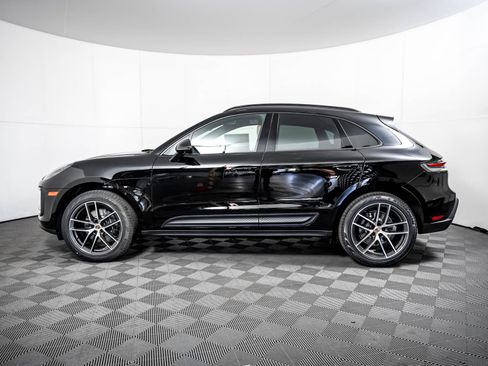 New 2026 Porsche Macan AWD/4WD image 2