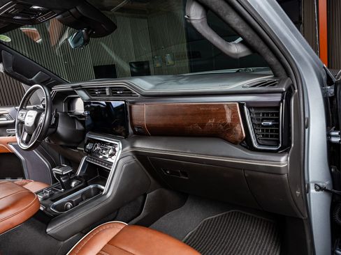 Used 2023 GMC Sierra 1500 Denali Ultimate image 18