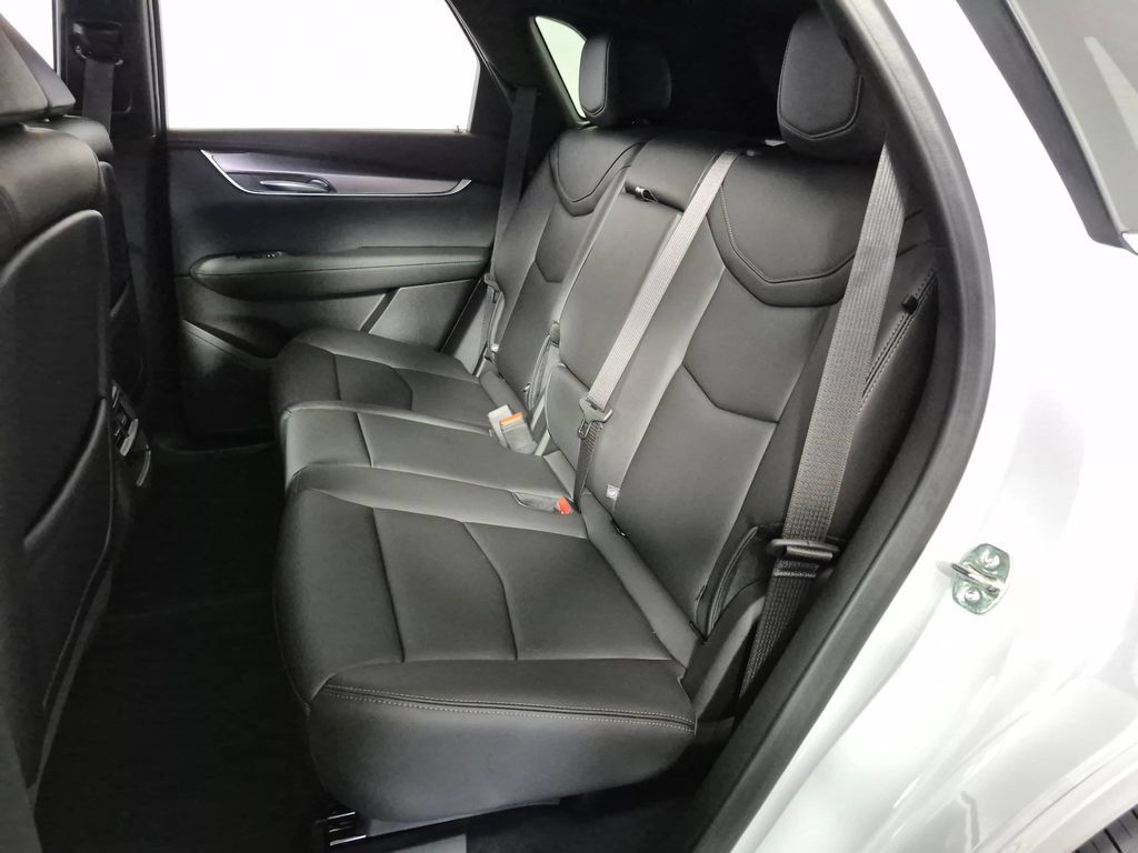 New 2026 Cadillac XT5 Luxury w/ LPO, Floor Liner Package AWD/4WD image 24