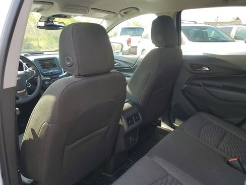 Used 2019 Chevrolet Equinox LT FWD image 10