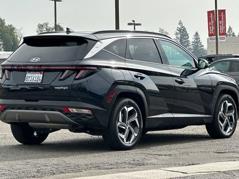 Used 2022 Hyundai Tucson Limited image 2