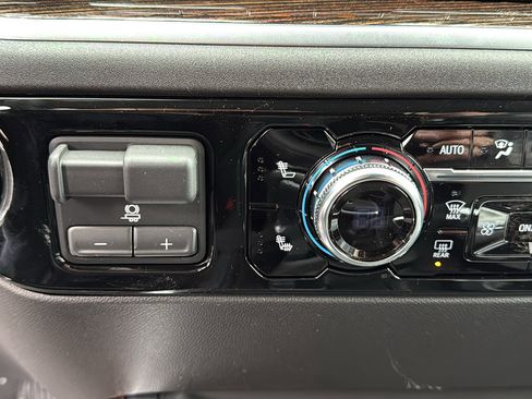 New 2026 GMC Sierra 1500 Elevation w/ Elevation Premium Package image 16