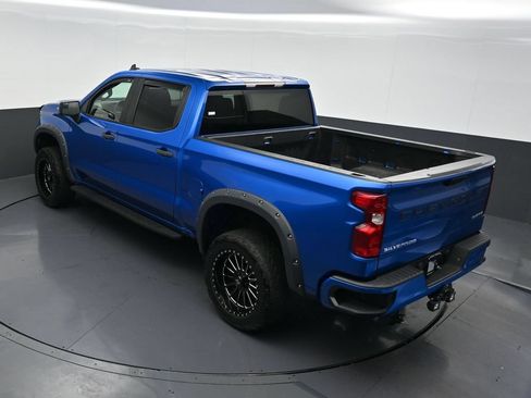 Used 2022 Chevrolet Silverado 1500 Custom RWD image 18