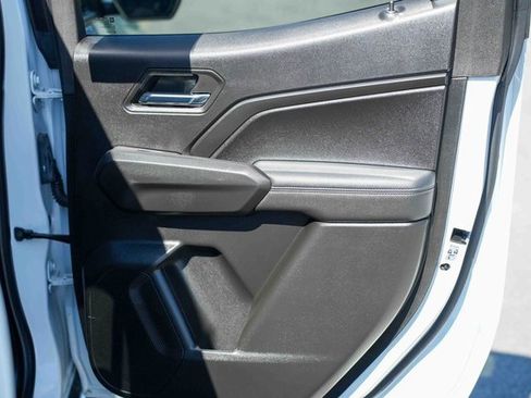 Used 2024 GMC Canyon Elevation image 19