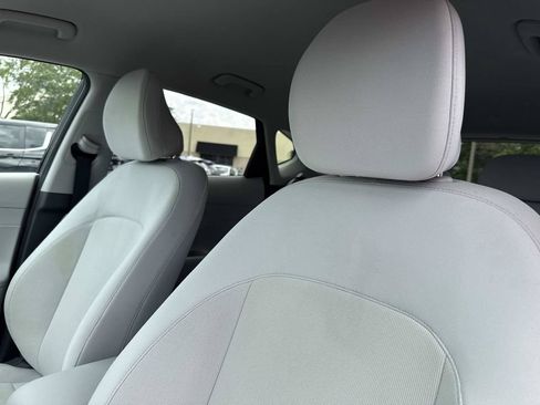 Used 2024 Hyundai Kona SEL FWD image 22
