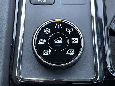 Certified 2024 Nissan Pathfinder Rock Creek image 32