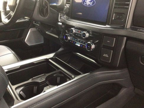 New 2026 Ford F250 Platinum image 33