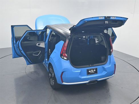 Certified 2023 Kia Soul GT-Line image 51