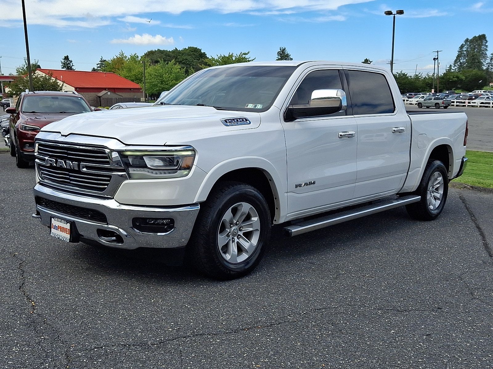Used 2022 RAM 1500 Laramie AWD/4WD image 3