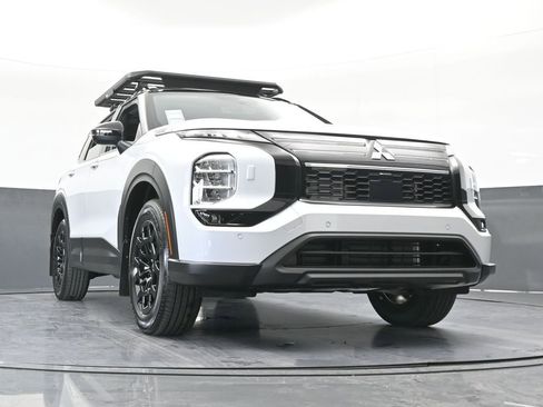 New 2026 Mitsubishi Outlander Trail Edition image 68