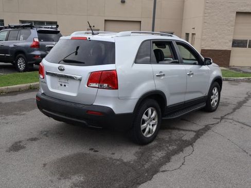 Used 2013 Kia Sorento LX AWD/4WD image 5