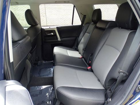 Used 2016 Toyota 4Runner SR5 Premium AWD/4WD image 23