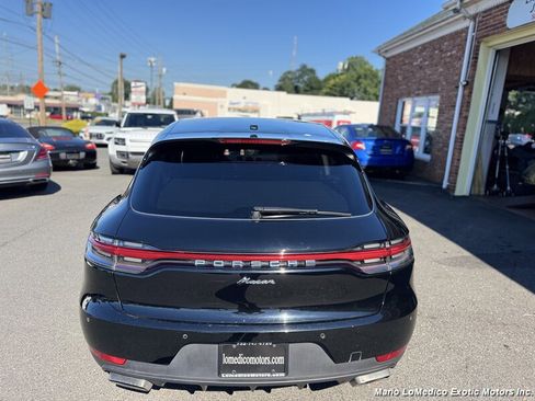 Used 2021 Porsche Macan image 3