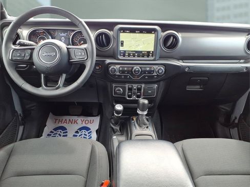 Certified 2023 Jeep Gladiator Sport AWD/4WD image 19