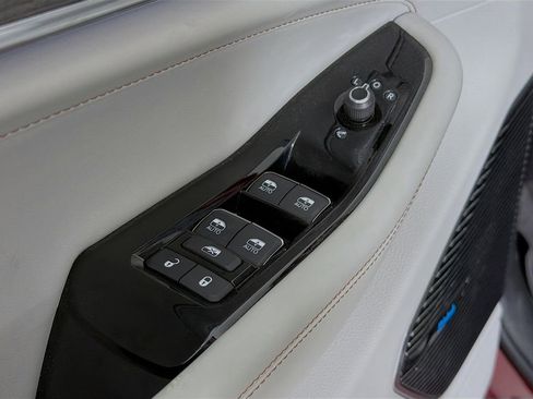 Used 2022 Jeep Grand Cherokee L Overland w/ Luxury Tech Group IV AWD/4WD image 22