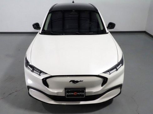 Used 2022 Ford Mustang Mach-E Premium image 11