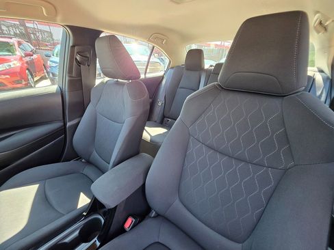 Used 2022 Toyota Corolla LE image 22