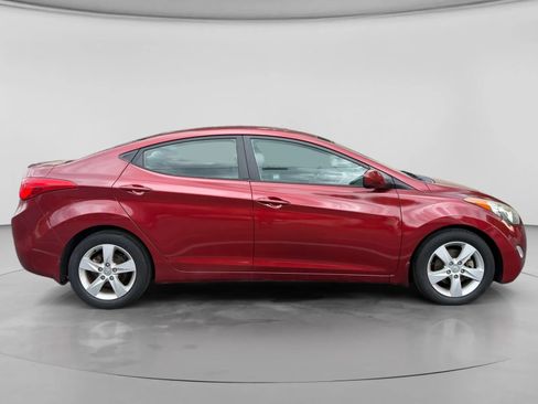 Used 2013 Hyundai Elantra GLS w/ Preferred Pkg FWD image 6