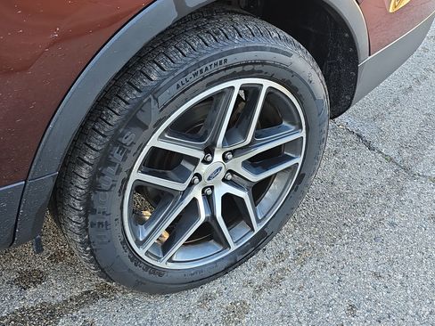 Used 2016 Ford Explorer Sport w/ Equipment Group 401A image 10