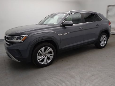 Used 2021 Volkswagen Atlas Cross Sport SEL AWD/4WD image 2