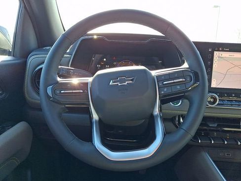 New 2026 Chevrolet Colorado ZR2 w/ Technology Package AWD/4WD image 9