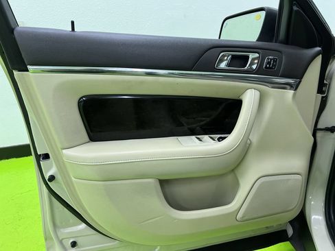 Used 2015 Lincoln MKS w/ Equipment Group 101A FWD image 16