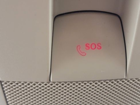 Used 2014 Mercedes-Benz E 350 Sedan image 30