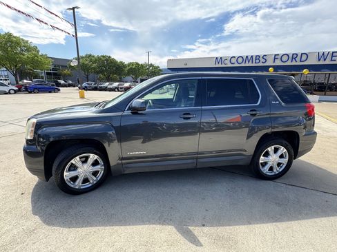 Used 2017 GMC Terrain SLE image 12