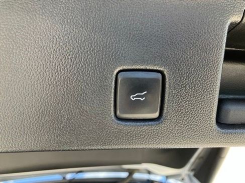 Used 2023 Ford Escape ST-Line w/ Tech Pack #1 AWD/4WD image 29