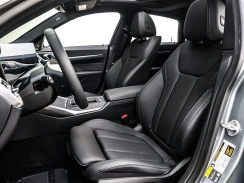 Used 2025 BMW i4 eDrive40 w/ Parking Assistance Package image 17