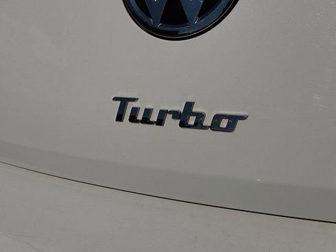 Used 2013 Volkswagen Beetle 2.0T FWD image 8