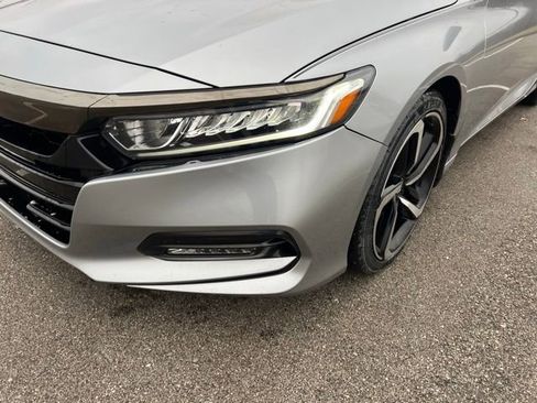 Used 2020 Honda Accord Sport image 4
