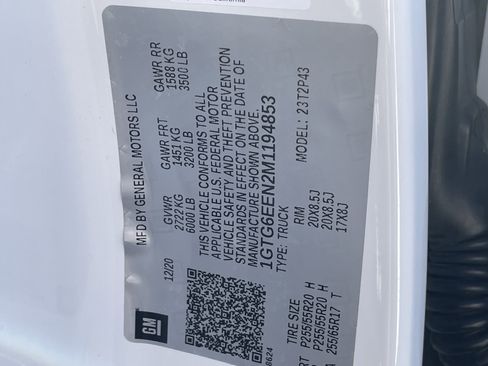 Used 2021 GMC Canyon Denali image 30