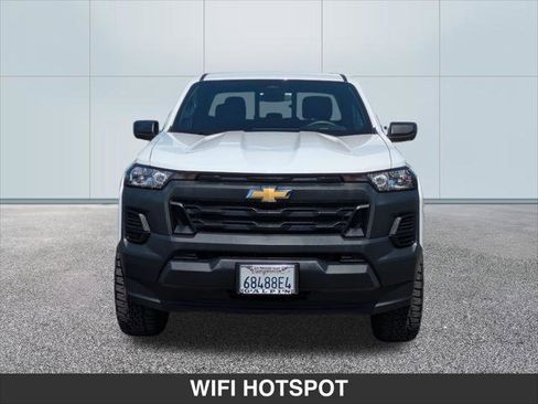 Used 2025 Chevrolet Colorado W/T RWD image 8