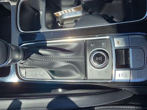 Certified 2024 Kia Telluride SX Prestige X-Line AWD/4WD image 24