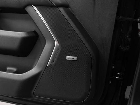 Used 2023 GMC Yukon XL SLT image 51