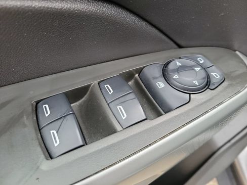 Used 2024 Chevrolet Trax LS FWD image 13