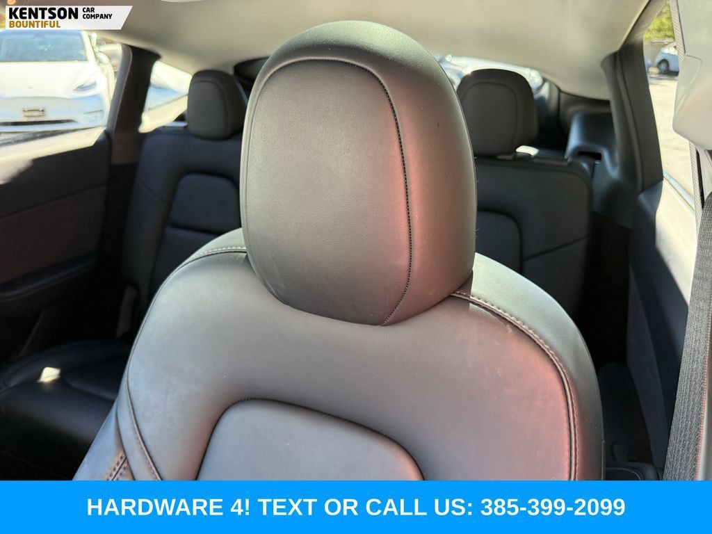 Used 2023 Tesla Model Y Long Range AWD/4WD image 25