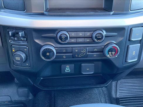 Certified 2023 Ford F250 XL AWD/4WD image 29