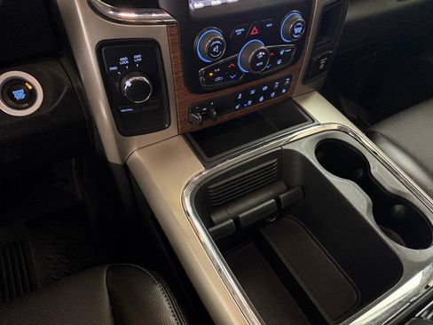 Used 2018 RAM 2500 Laramie AWD/4WD image 58