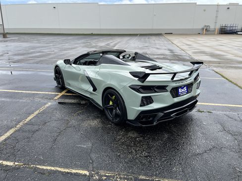 Used 2024 Chevrolet Corvette Stingray Premium Conv w/ Z51 Performance Package RWD image 41