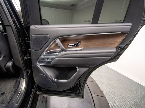 Used 2023 Land Rover Range Rover Autobiography AWD/4WD image 31